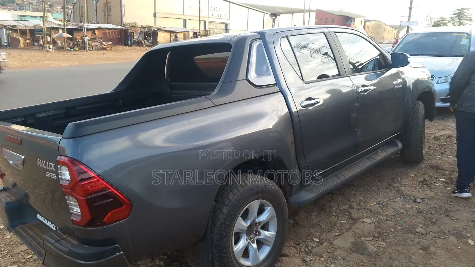 Toyota Hilux Revo Double Cab Deisel 2.8 AWD 2018 Gray