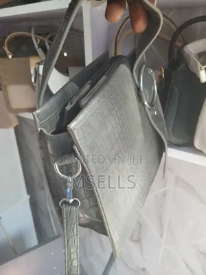 Hand Bag (Croc-Print)