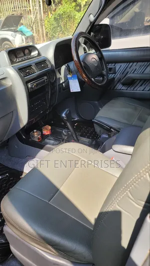 Toyota Land Cruiser Prado 2001 Silver