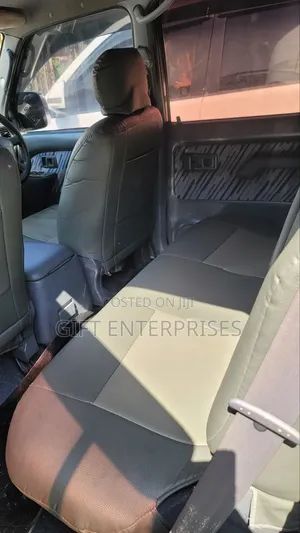 Toyota Land Cruiser Prado 2001 Silver