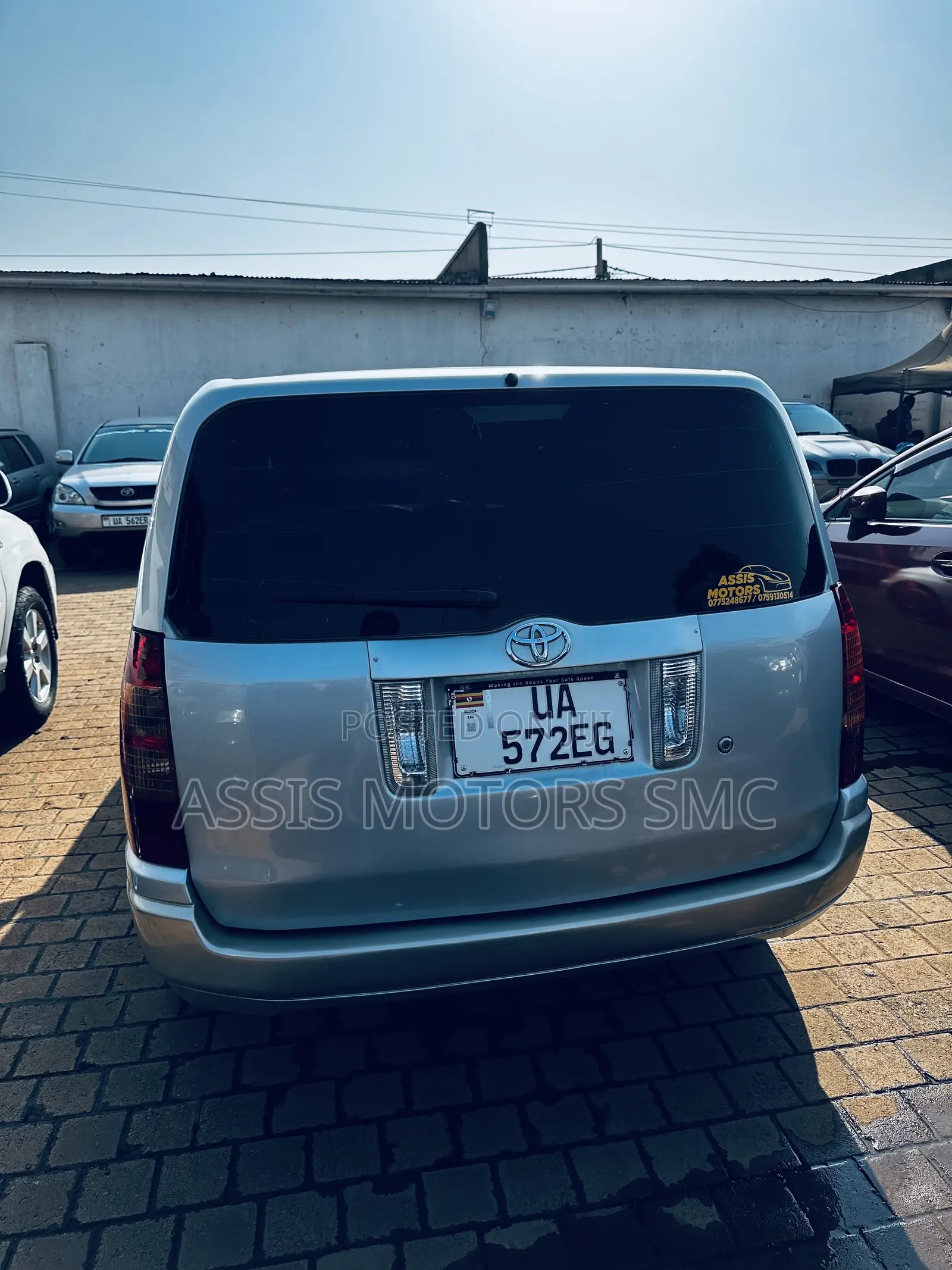 Toyota Succeed SV Premium 2014 Silver
