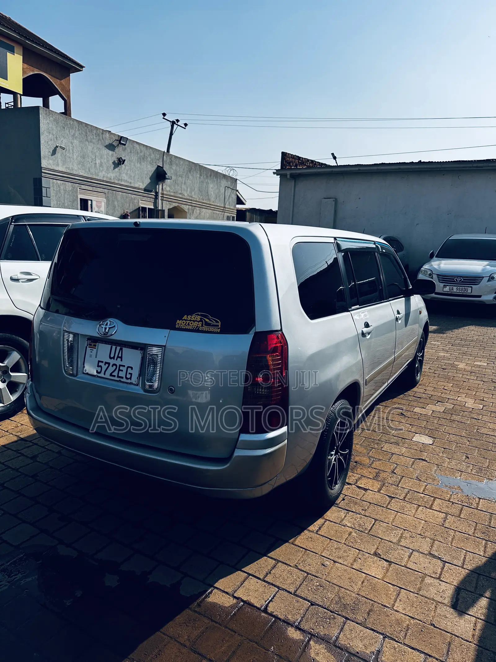 Toyota Succeed SV Premium 2014 Silver
