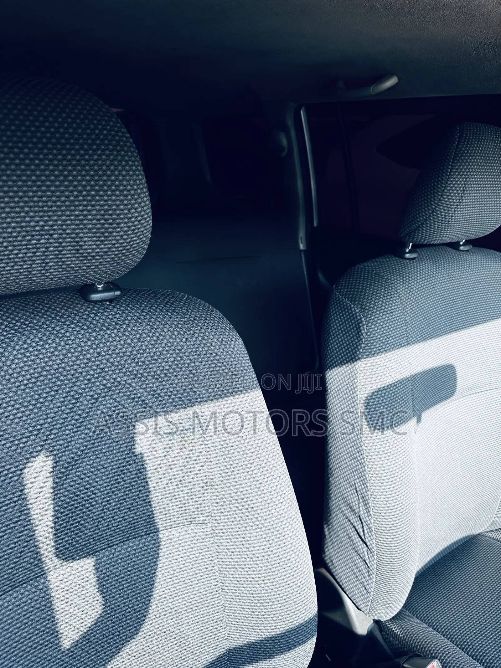 Toyota Succeed SV Premium 2014 Silver