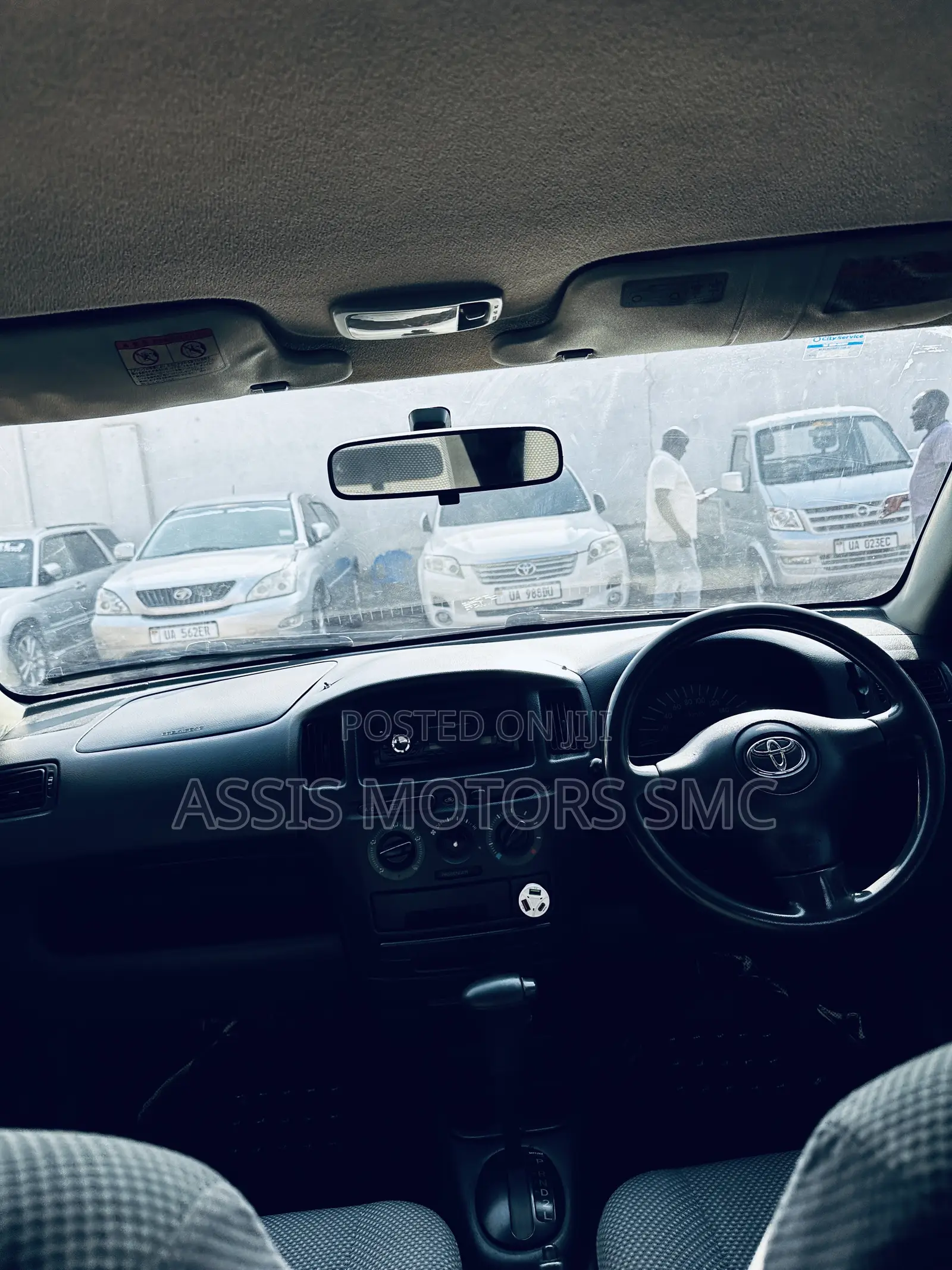 Toyota Succeed SV Premium 2014 Silver