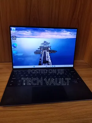 New Laptop Dell XPS 13 9310 16GB Intel Core i7 SSD 512GB