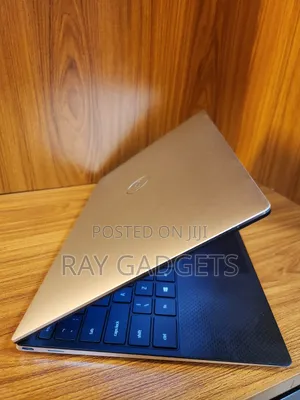 New Laptop Dell XPS 13 9310 16GB Intel Core i7 SSD 512GB