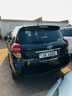 Toyota Vanguard 2014 Black