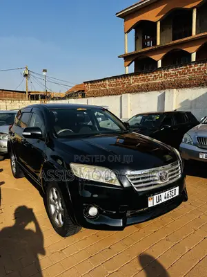 Toyota Vanguard 2014 Black