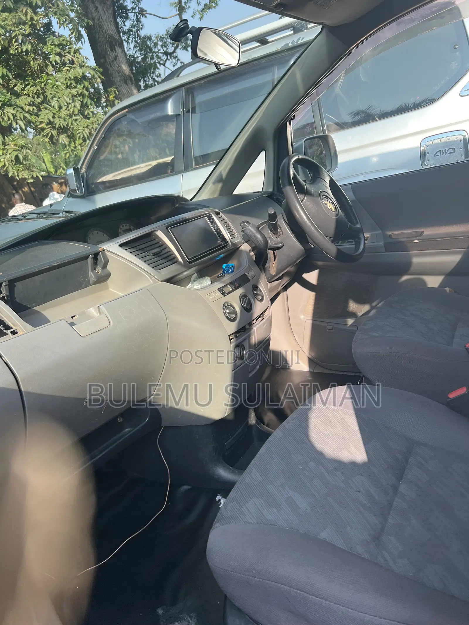 Toyota Noah 2.0 FWD (8 Seater) 2003 Silver