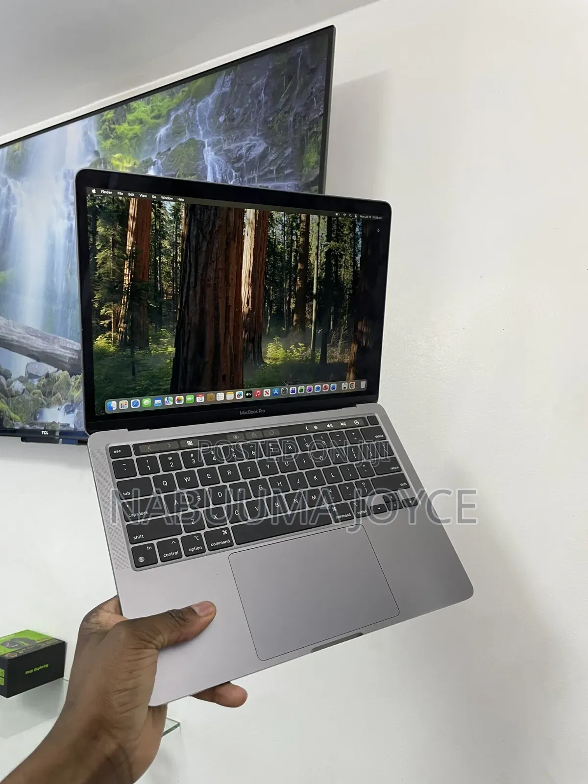 New Laptop Apple MacBook Pro 2021 M1 16GB Apple M1 Pro SSD 512GB