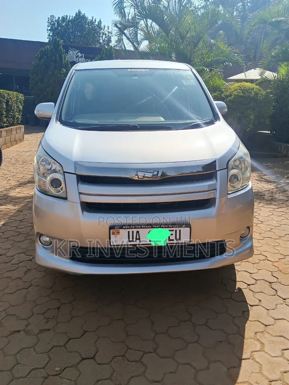 Toyota Noah 2008 Silver