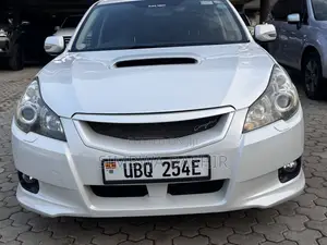Subaru Legacy 2010 White