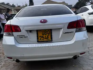 Subaru Legacy 2010 White