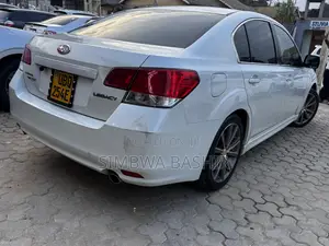 Subaru Legacy 2010 White
