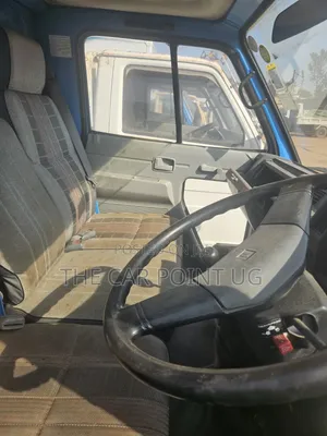 Isuzu Elf Truck Blue