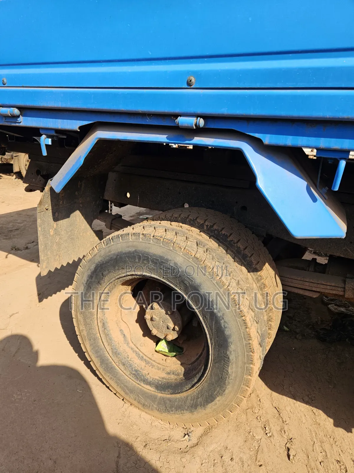 Isuzu Elf Truck Blue
