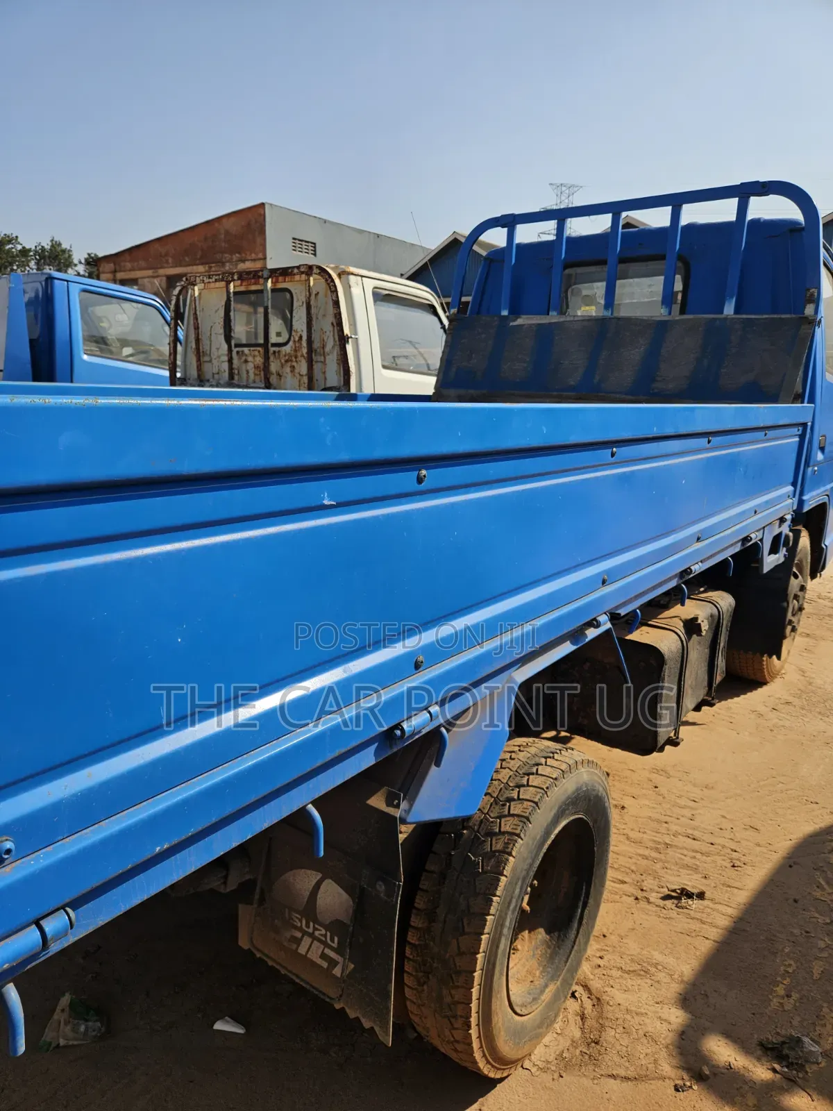 Isuzu Elf Truck Blue