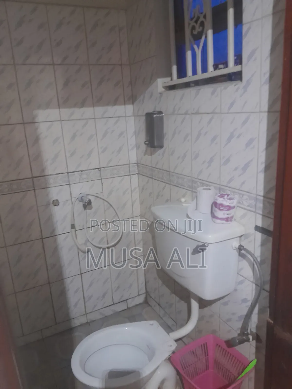 Furnished 12bdrm House in Bunamwaya, Makindye for rent