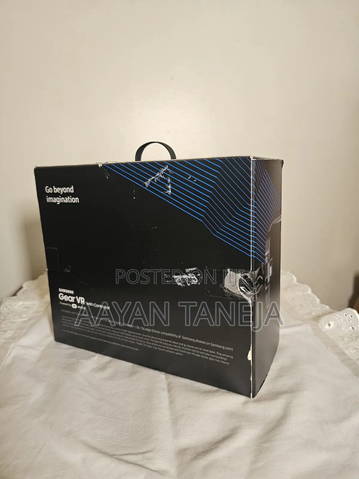 Samsung Gear VR With Controller