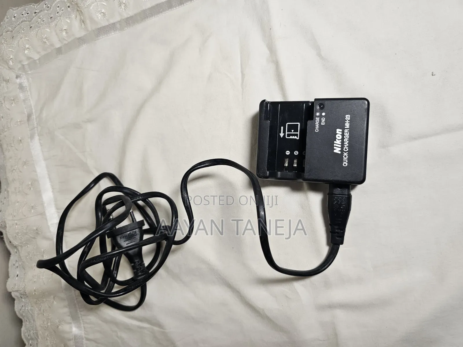 Nikon D3000 With 18-55mm Lens