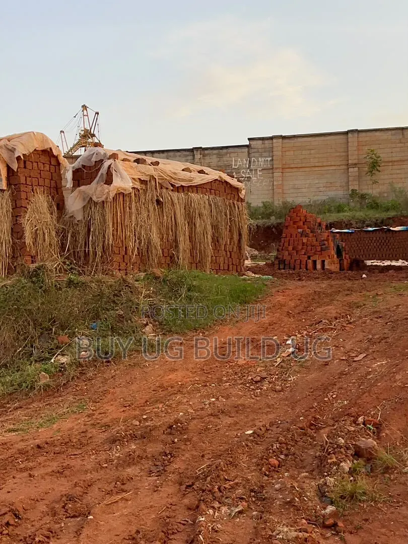 100ft by 100ft Commercial Plot for Sale Kira 350m