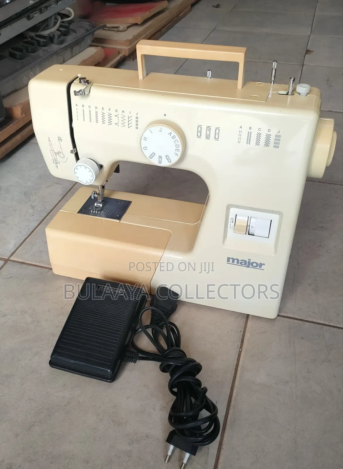 UK Used Vintage Major Brand Sewing Machine.