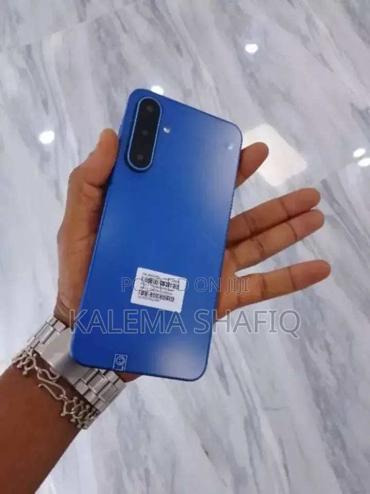 New Samsung Galaxy A17 5G 256 GB Blue