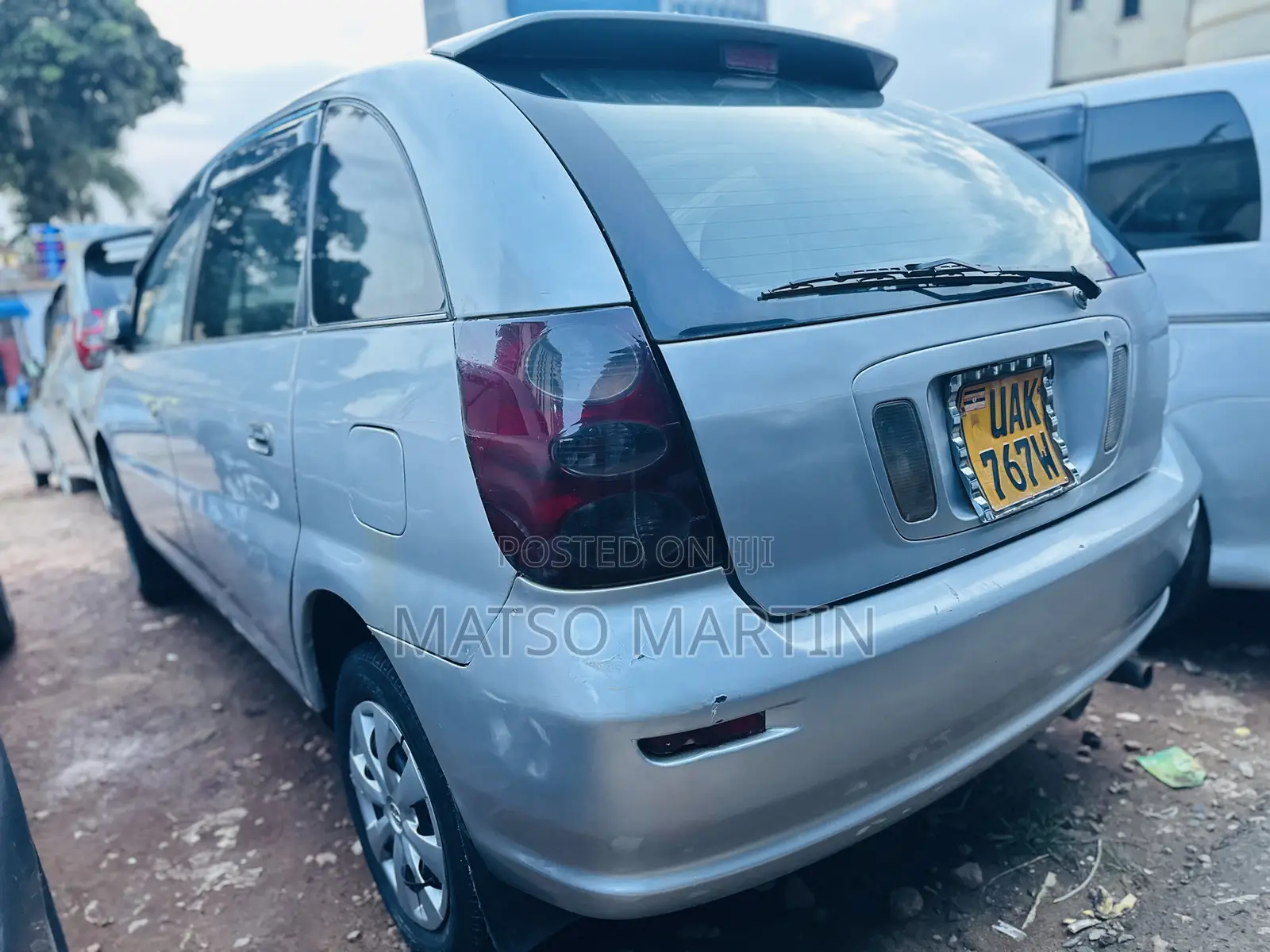 Toyota Nadia 2003 Silver