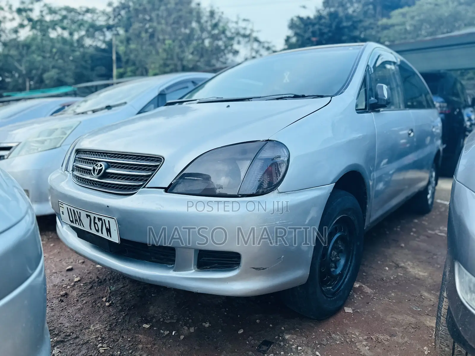Toyota Nadia 2003 Silver