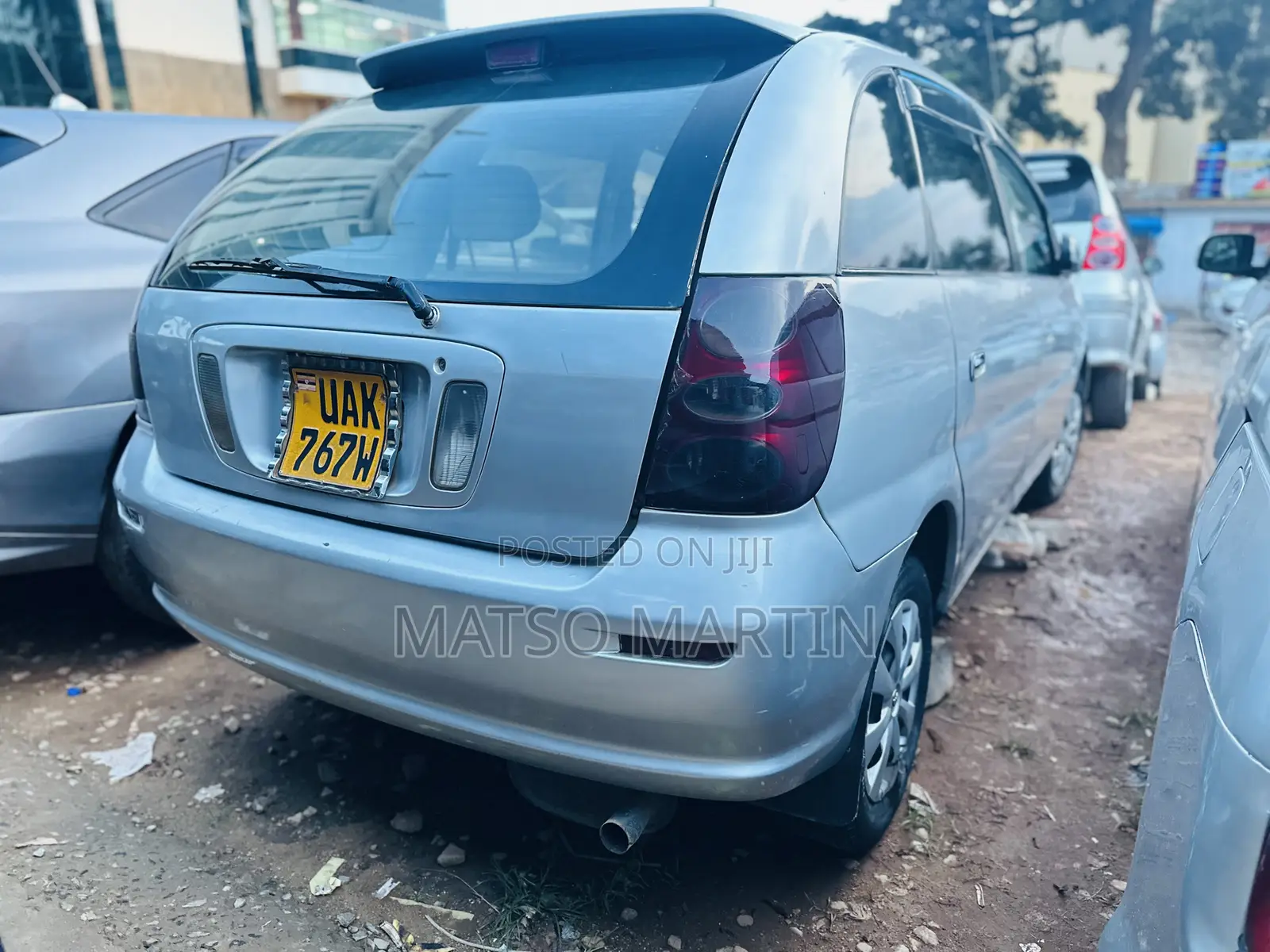 Toyota Nadia 2003 Silver