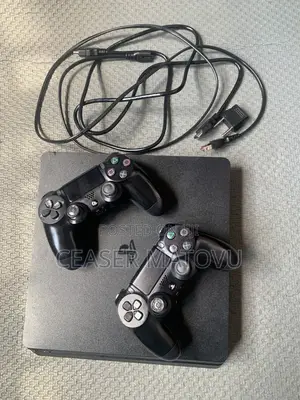 PS4 Slim (Chipped With Latest Games)