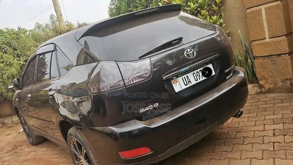 Toyota Harrier 2010 Black