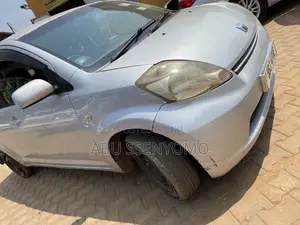 Toyota Passo 2007 Silver