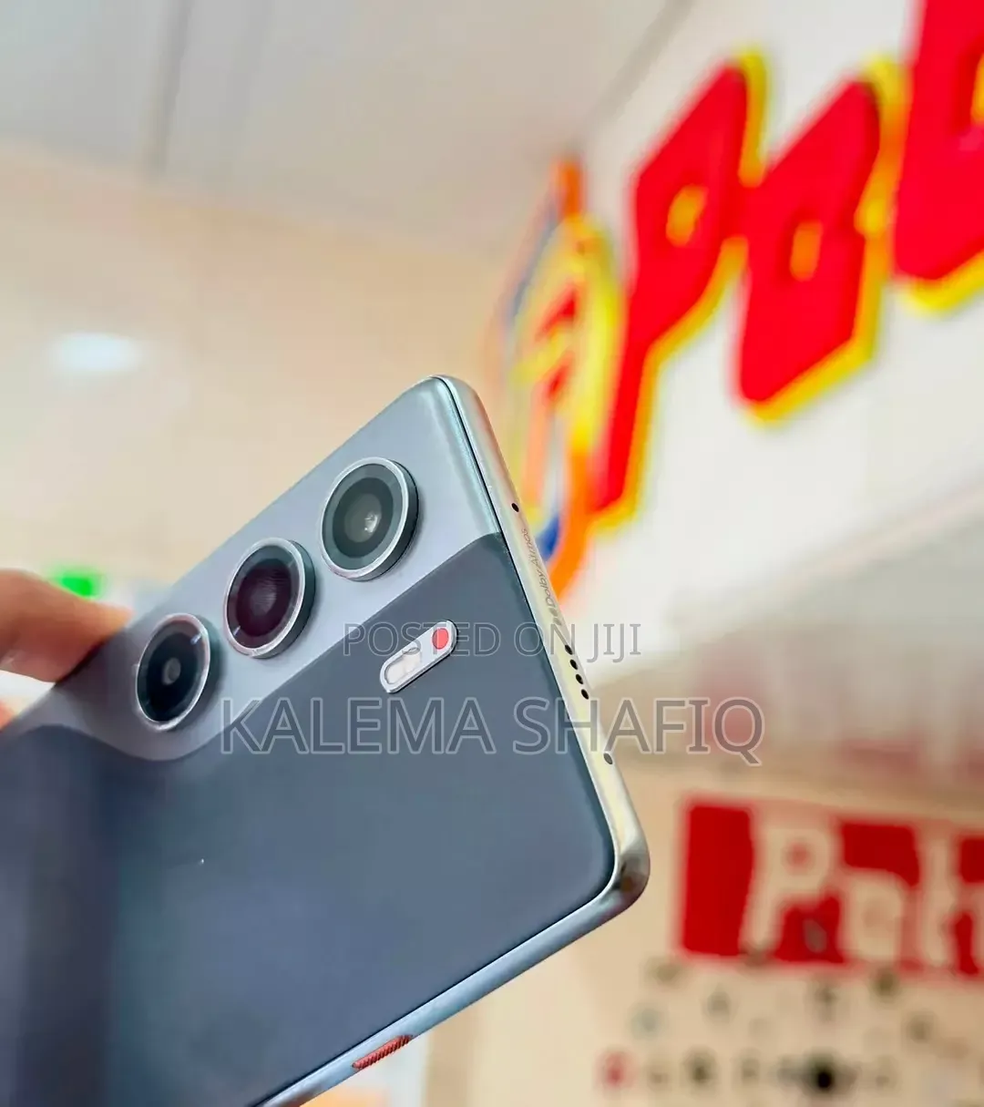 New Tecno Camon 40 Pro 5G 256 GB Black
