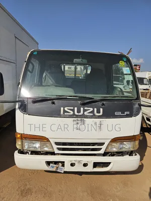 Isuzu Elf 250 Truck New Shape 2000 White