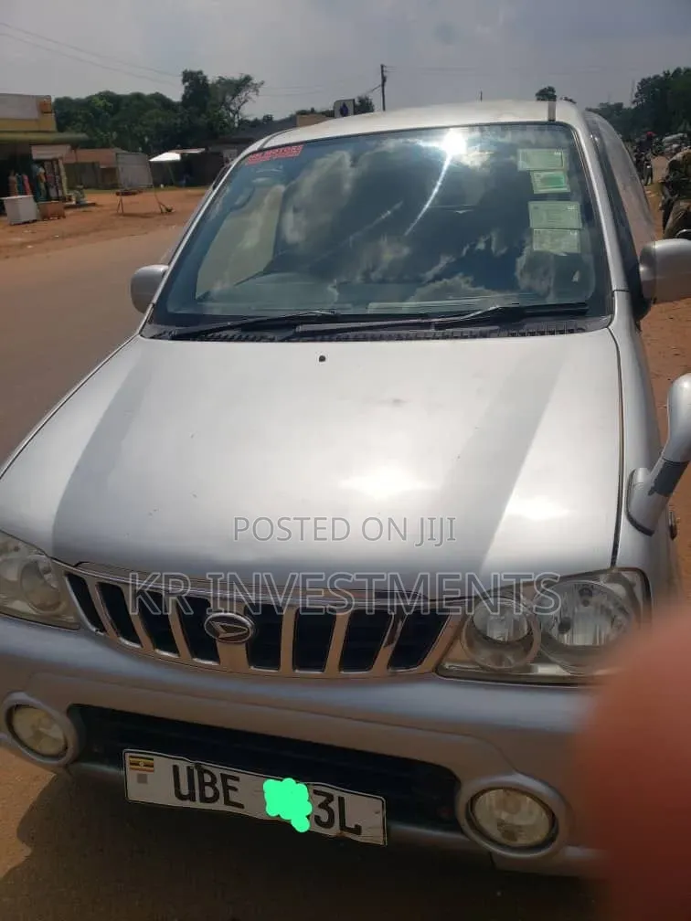 Daihatsu Terios Automatic 2004 Silver