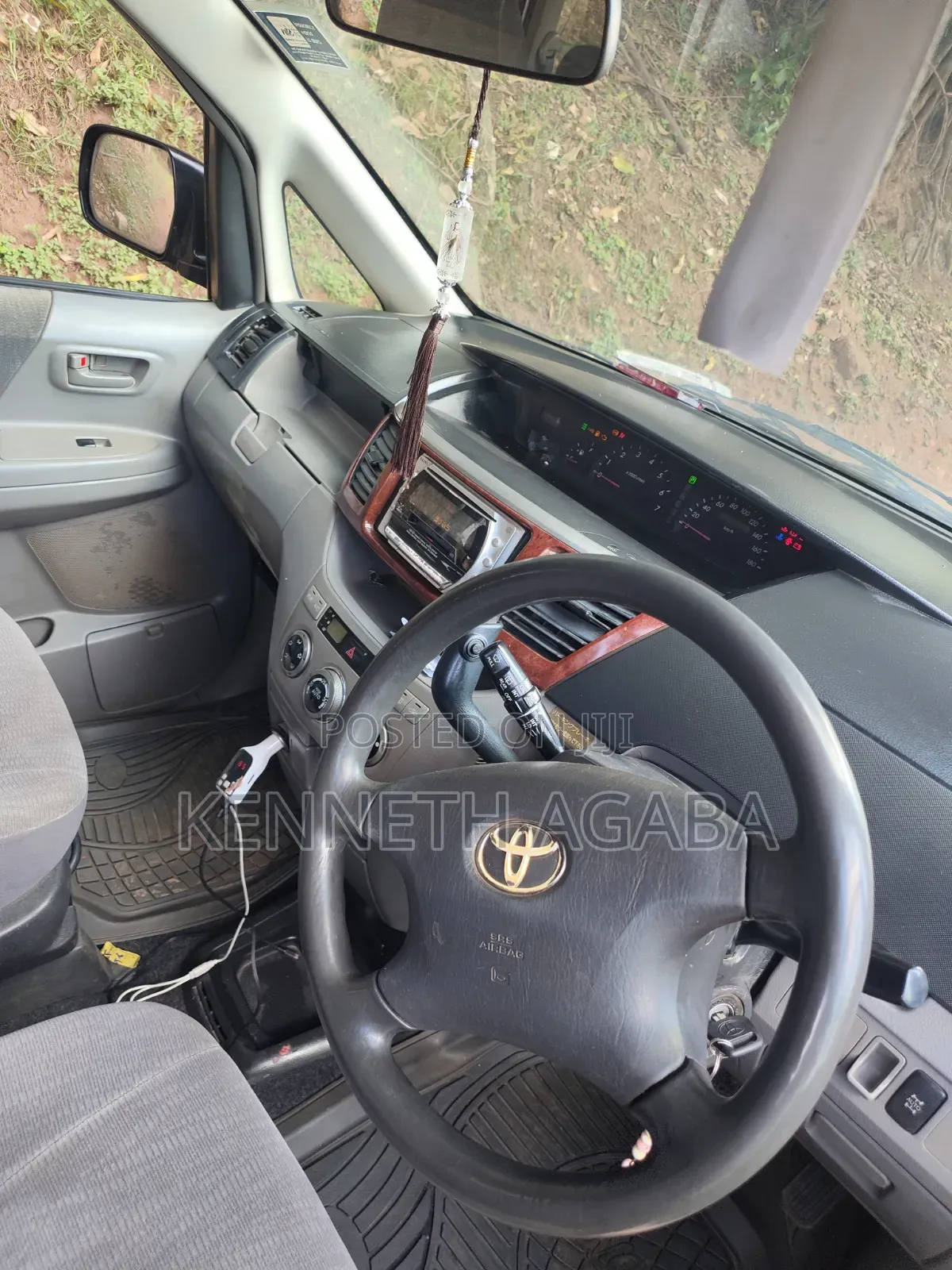 Toyota Noah 2003 Black