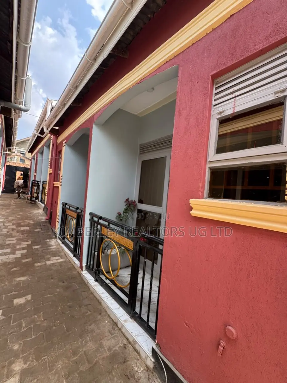 2bdrm Duplex in Kawempe for sale