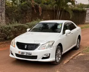 Toyota Crown 2008 White