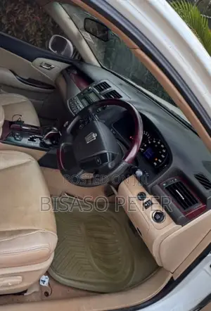 Toyota Crown 2008 White
