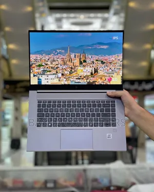 New Laptop HP ZBook Create G7 32GB Intel Core i7 SSD 512GB