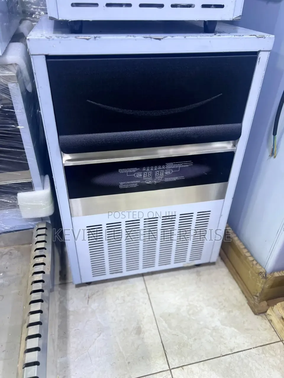 Icecube Machine Maker 98kg/24hrs