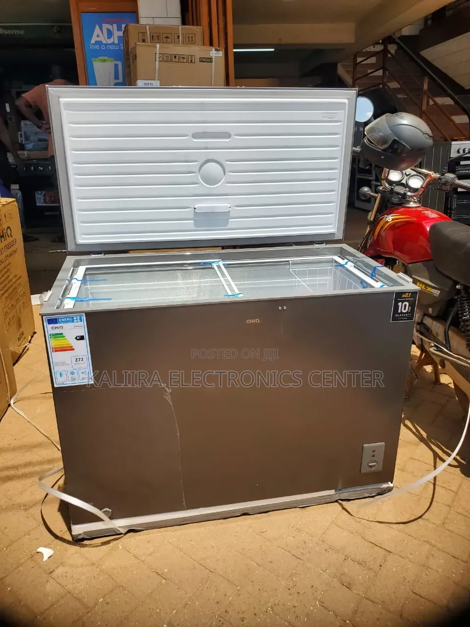 Chiq Freezer 400l