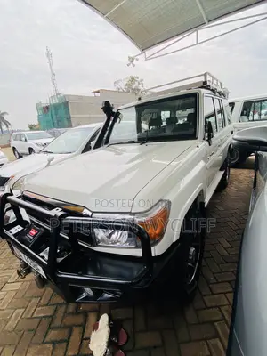 Toyota Land Cruiser 76 Series 2018 White