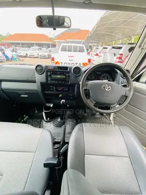 Toyota Land Cruiser 76 Series 2018 White