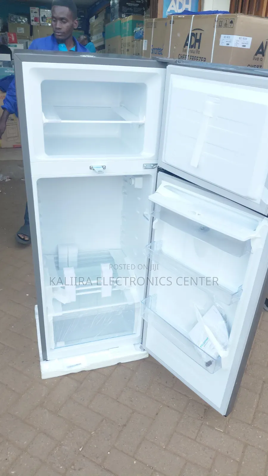 Fridge Hisense 270l