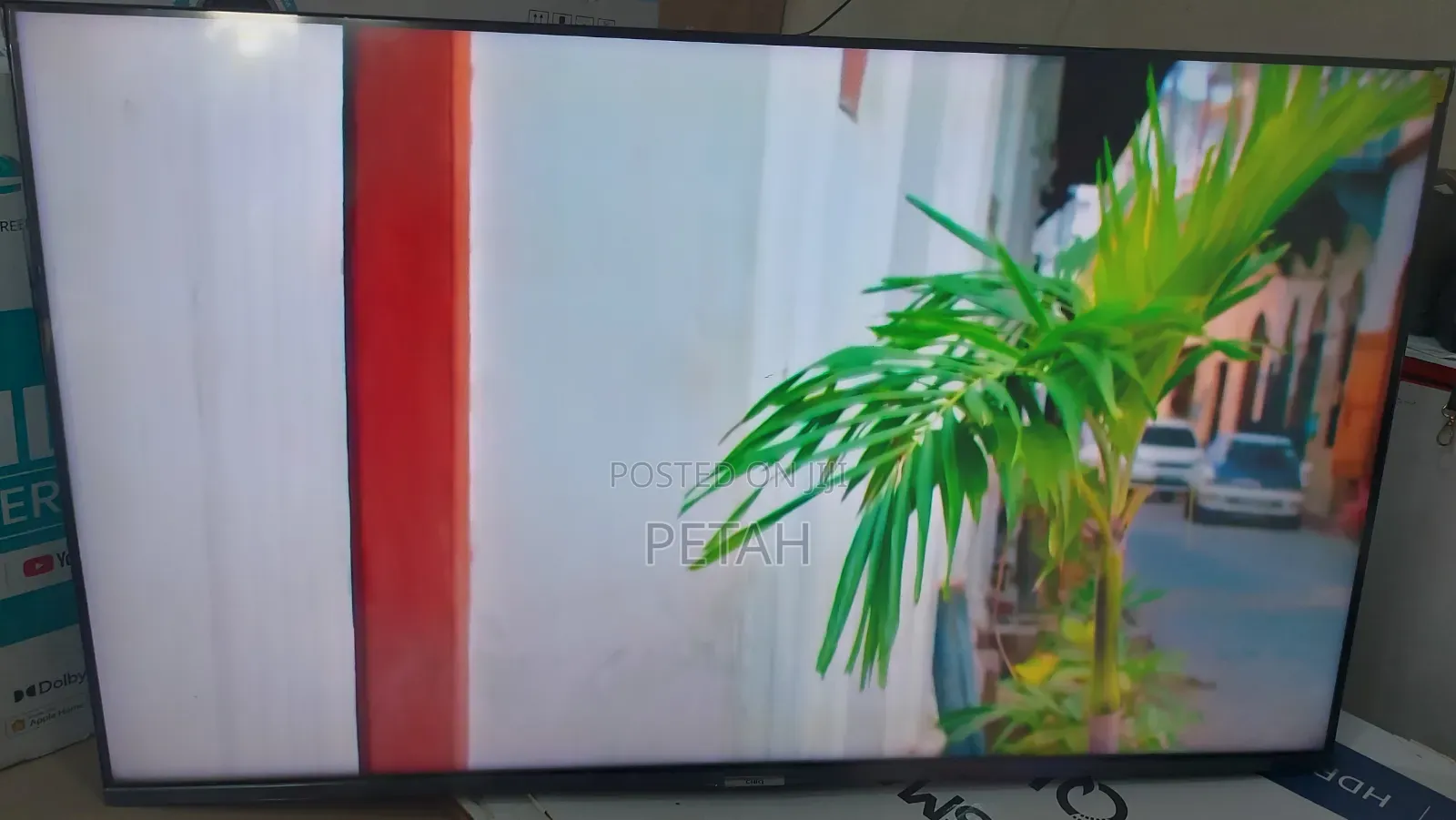 55 Inches Chiq Smart Qled TV