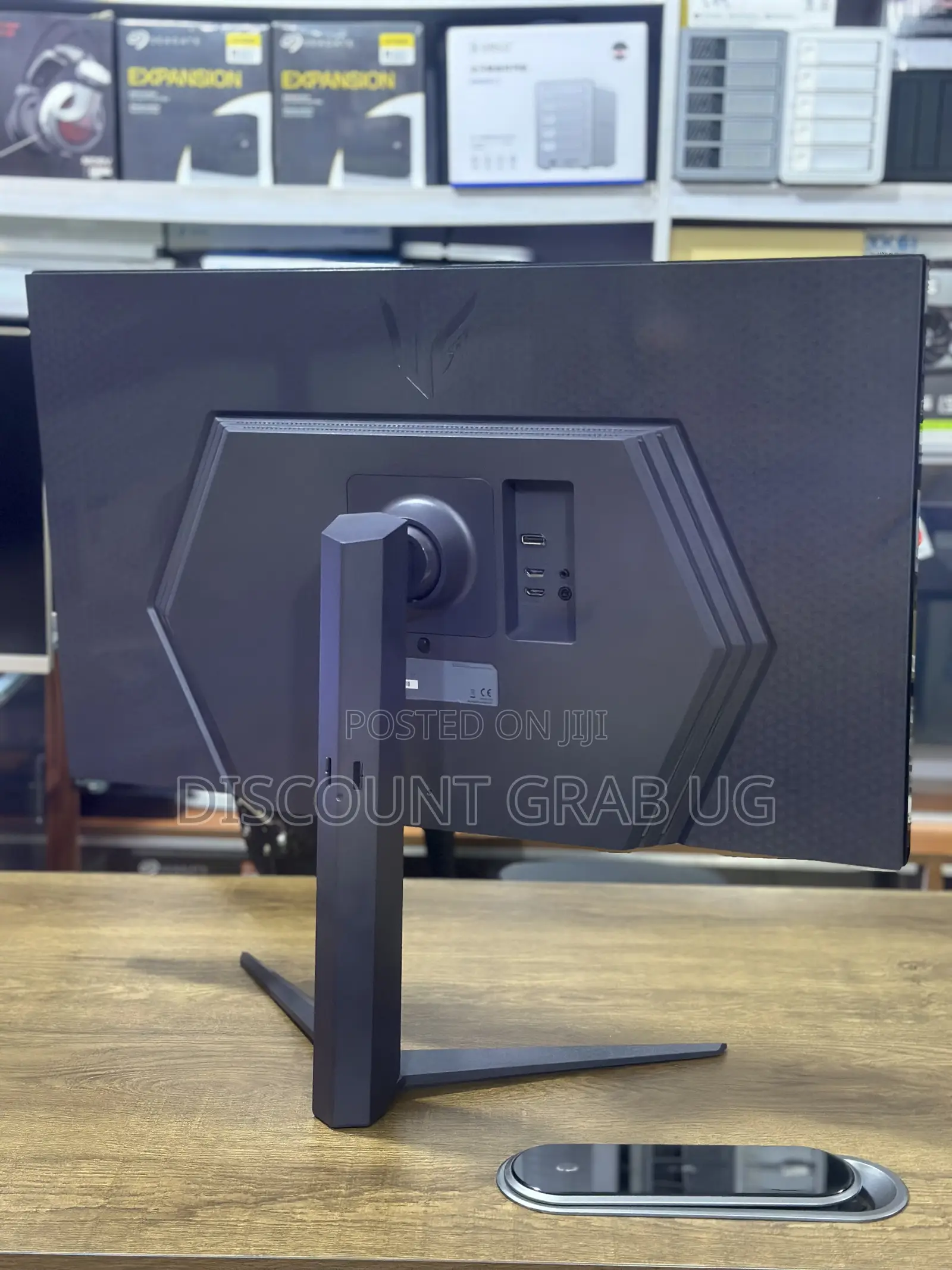 LG UltraGear 32” 180hz Ips Flat Monitor