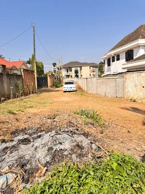 Kira Mamerito Road 25 Decimals Plot of Land for Sale 350m