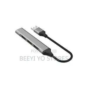 EZRA 4-in-1 USB-C Hub (Model UH10).